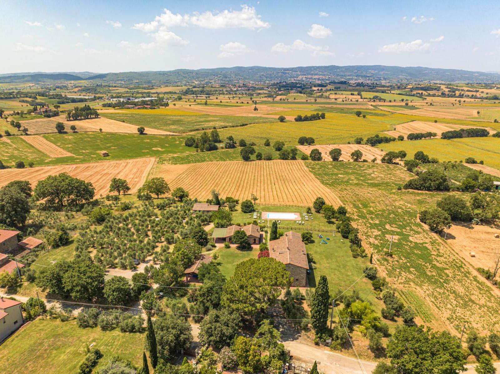 Il Querciolo - Azienda Biologica, Agriturismo E Cantina Marciano della Chiana Екстер'єр фото